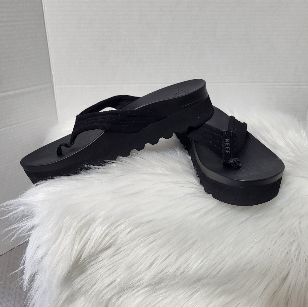 Reef Black Platform Flip Flop Sandals for Women, Size 8